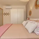 شقة Antine 54 - Magnolia Holidays *