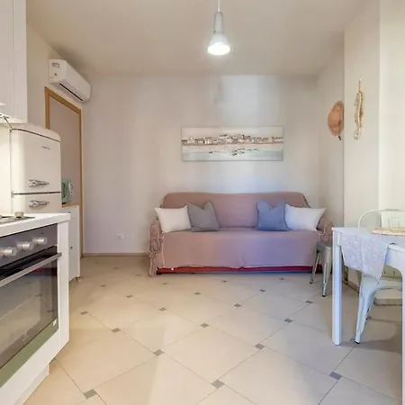 Antine 54 - Magnolia Holidays Appartement *