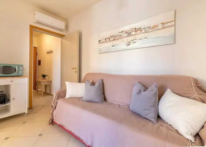 Antine 54 - Magnolia Holidays * 阿尔盖罗